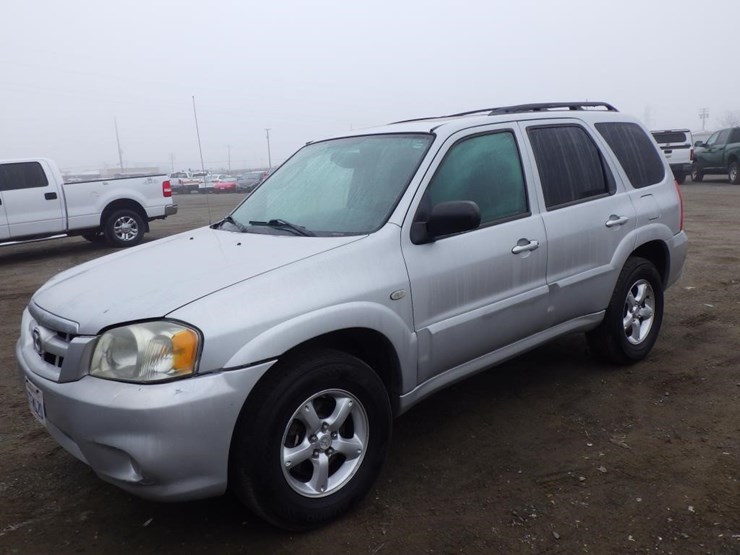 2005-mazda-tribute-image-1