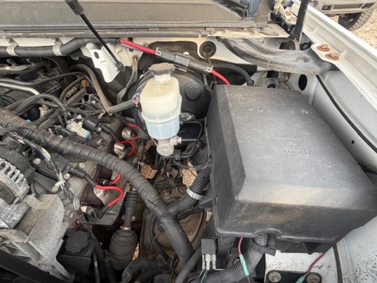 2012-chevrolet-tahoe-image-54