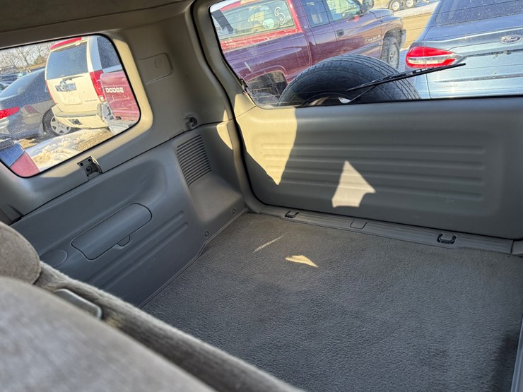 2005-suzuki-xl7-image-35