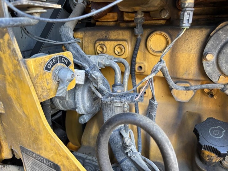 2008-deere-772d-image-60