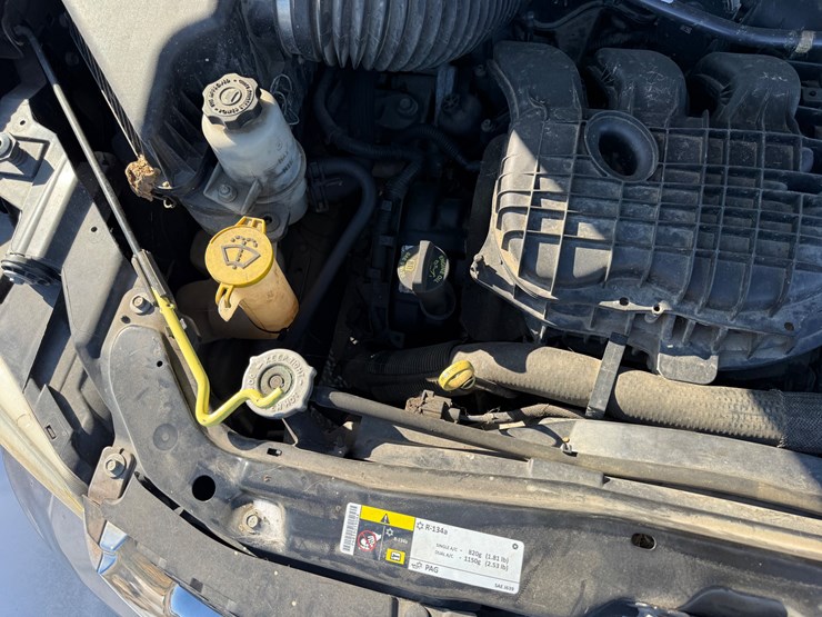 2014-dodge-grand-caravan-image-23