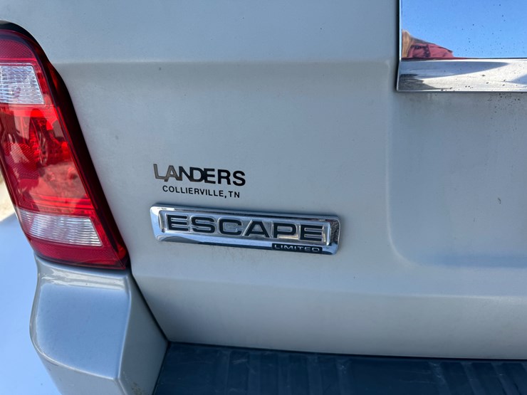 2009-ford-escape-image-8