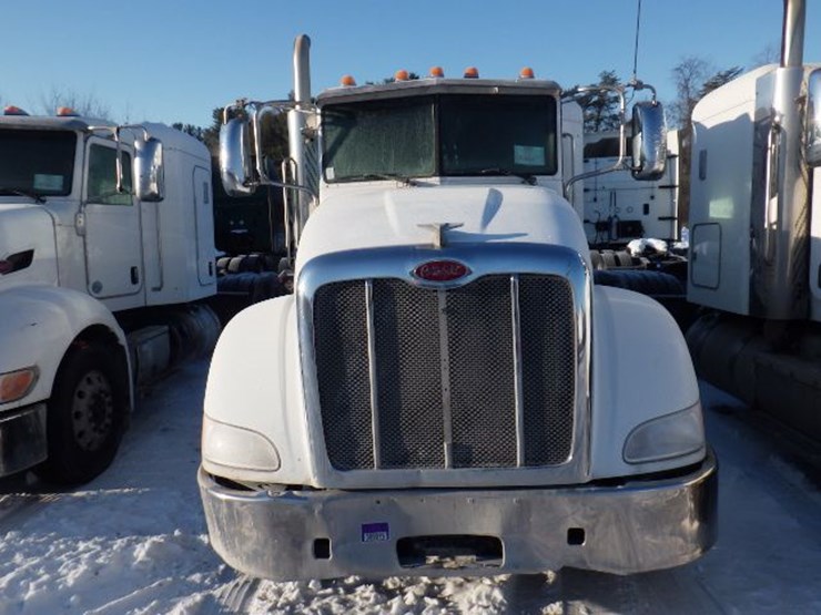 2014-peterbilt-386-image-2