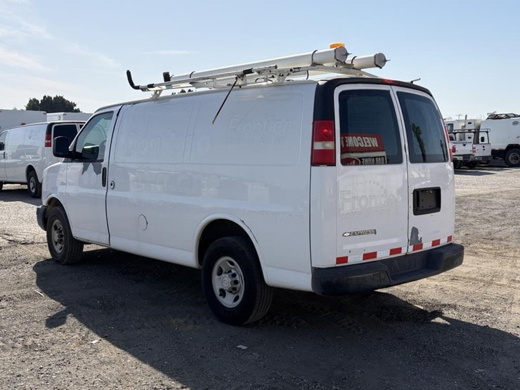 2007-utility-van-image-4