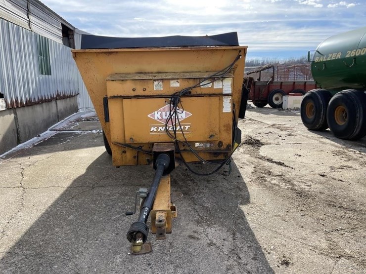kuhn-knight-8124-image-2