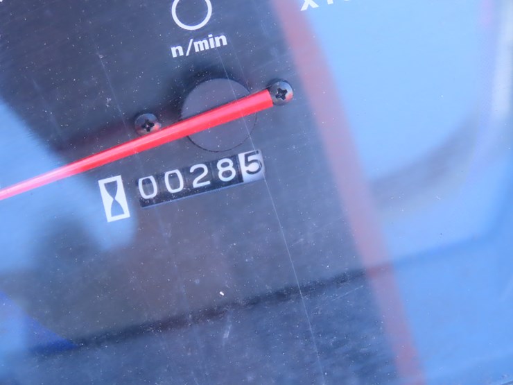 2022-kubota-l2501dt-image-17