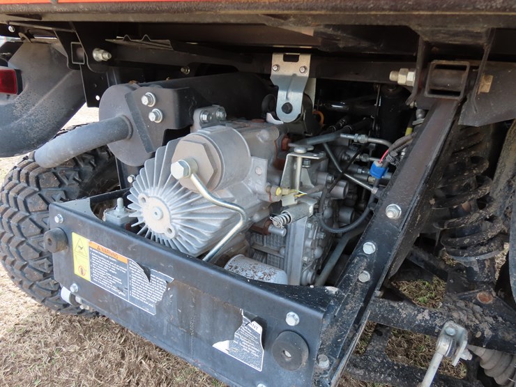 2018-kubota-rtv-x1120d-image-8