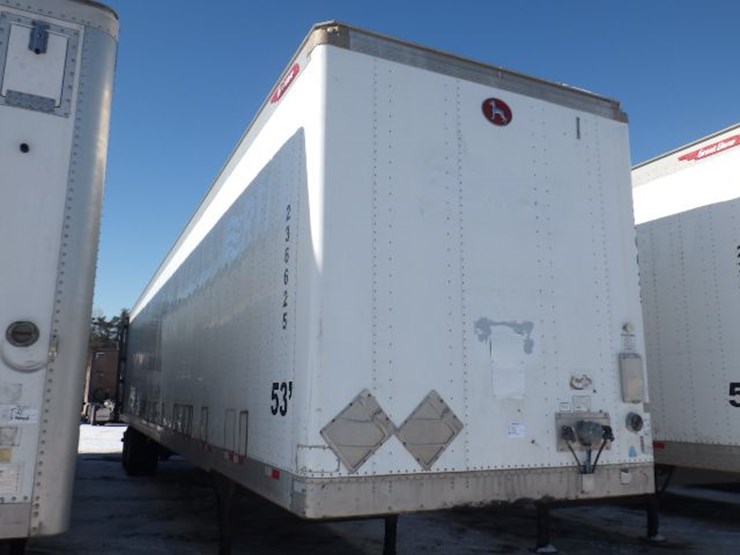 2016-great-dane-van-image-4