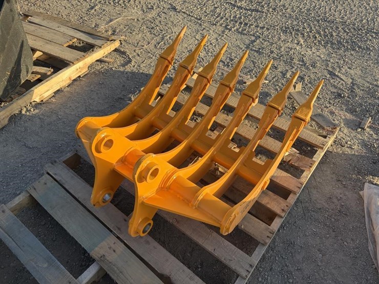 caterpillar-305-image-3