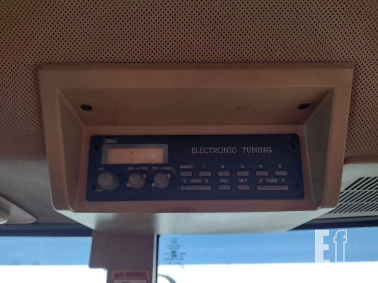 1999-john-deere-7810-image-11