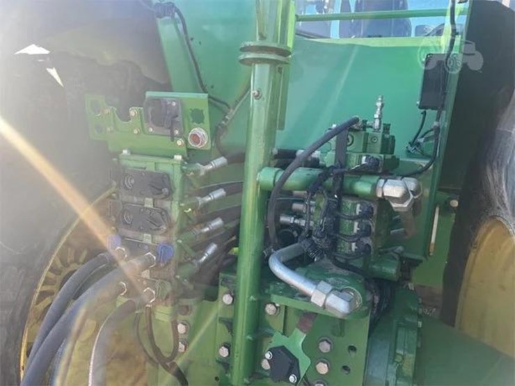 2015-john-deere-9570r-image-5