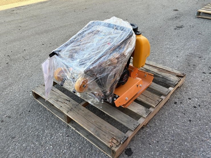 skid-steer-plate-compactor-image-3