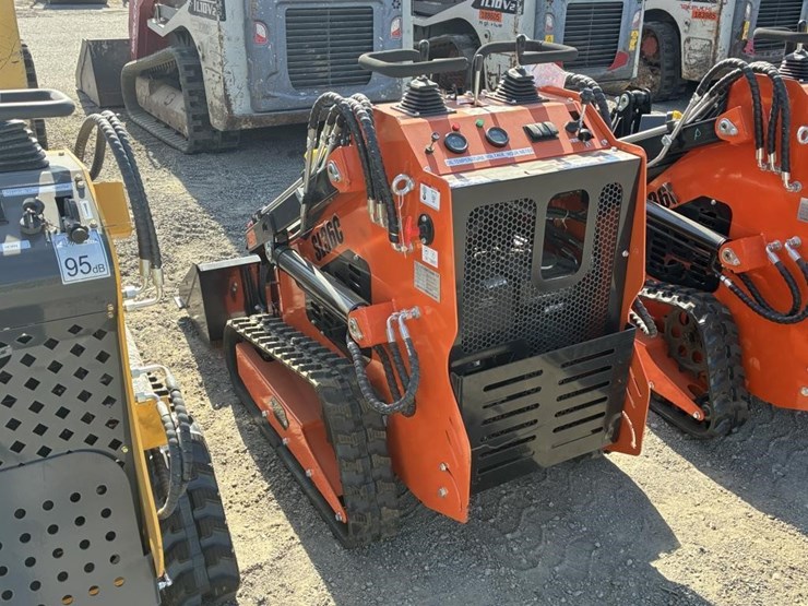 2025-sdlool-sl36c-skid-steer-loader-image-4