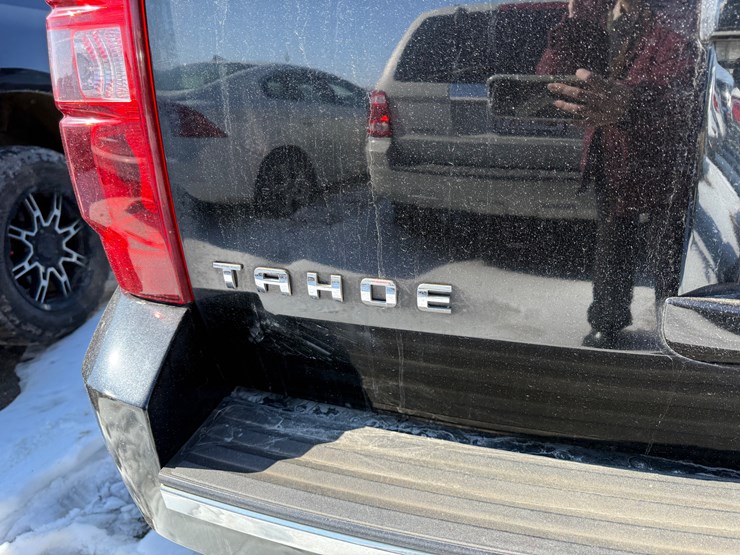 2014-chevrolet-tahoe-image-4