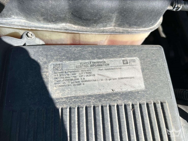 2016-chevrolet-tahoe-image-10