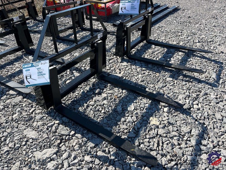 2026-mower-king-sa-skid-steer-forks-attachment-image-4