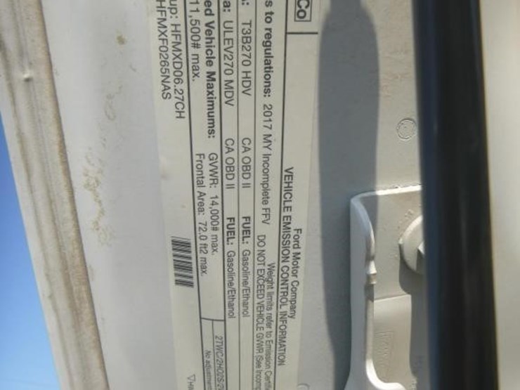 2017-ford-f350-image-21