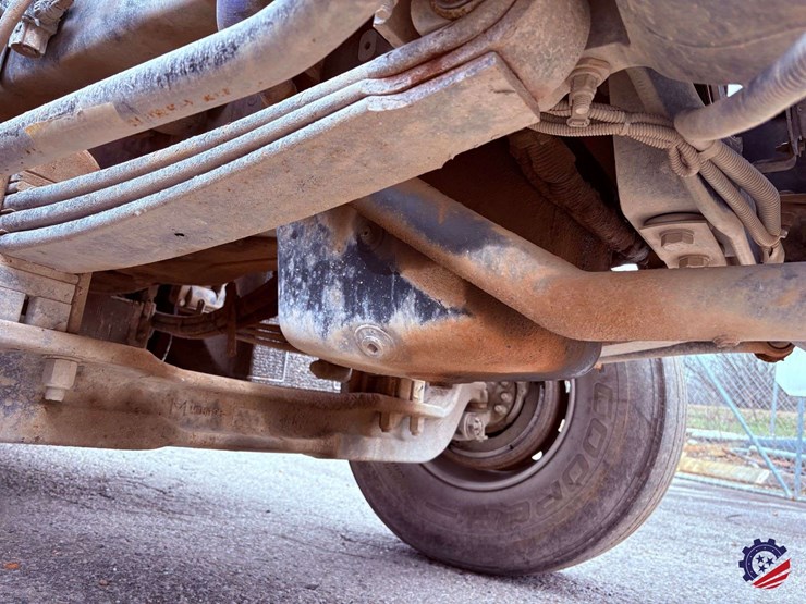 2016-kenworth-t800-image-60