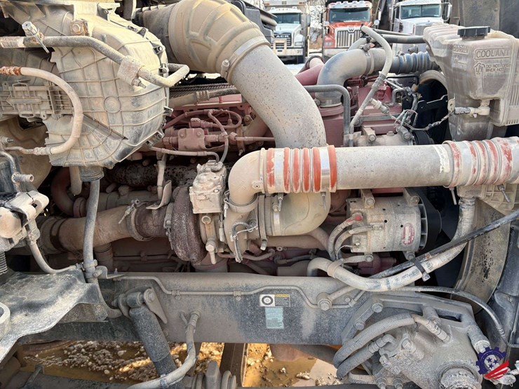 2019-kenworth-t880-image-43