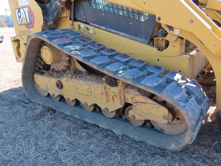 2021-caterpillar-299d3-image-5