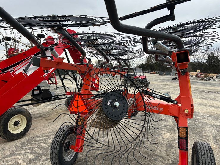 2025-kubota-ra110cr-image-7