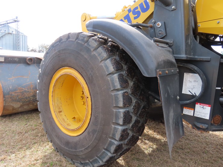 komatsu-wa270-image-15