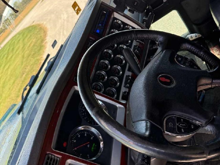 2007-kenworth-t800-image-7