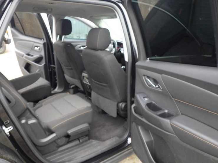 2018-chevrolet-traverse-image-8