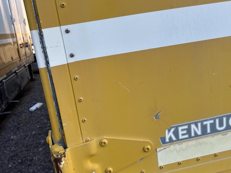 1999-kentucky-trailer-image-22