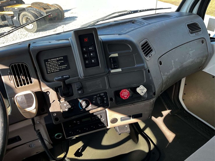 2005-sterling-acterra-image-90