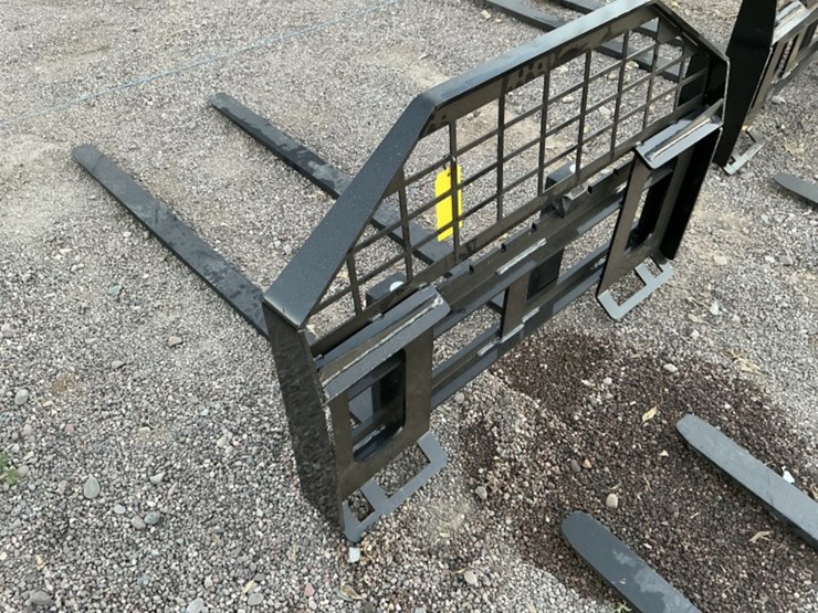 5ft-fork-attachment-for-skid-steer-image-3