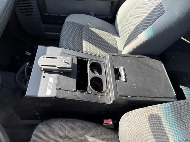 2011-ford-f250-image-15