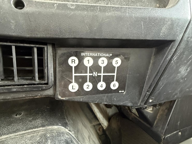 2000-international-4700-image-23