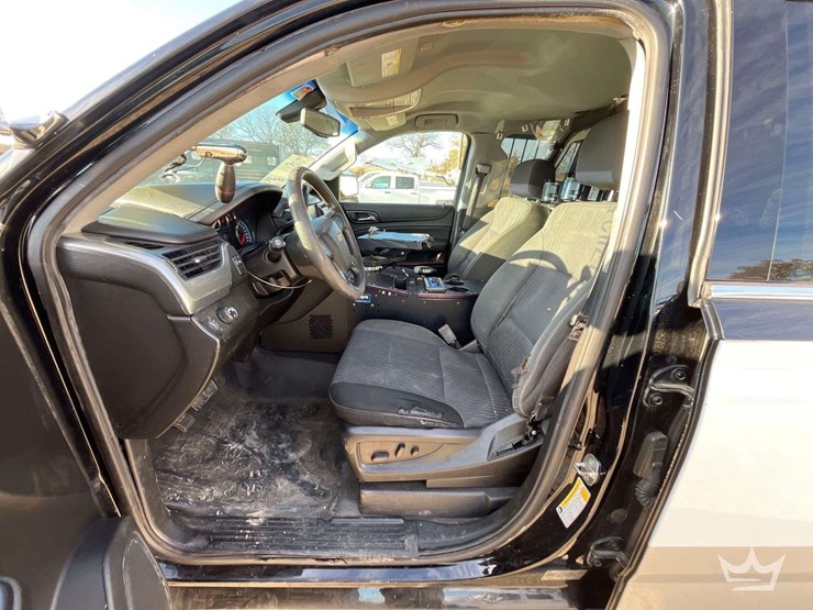 2019-chevrolet-tahoe-image-12