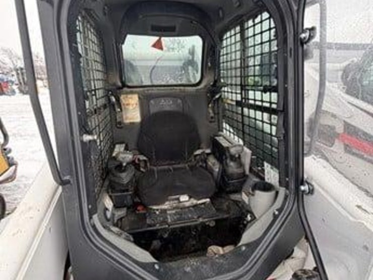 2020-bobcat-t870-image-6