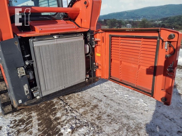 kubota-svl75-image-35