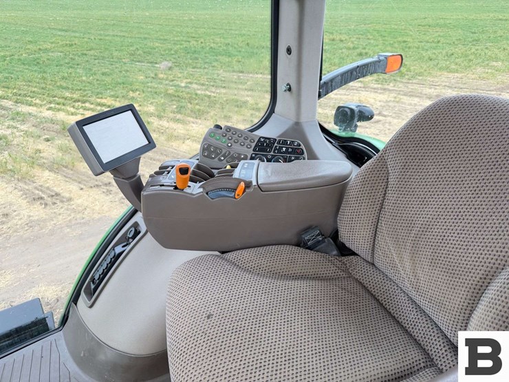 john-deere-7200r-image-65