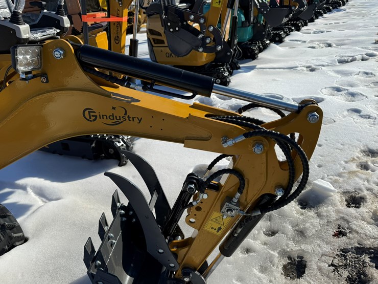 #101-•-unused-cfg-industry-qk20r-mini-excavator-qk20r202511040283-inv#-36802-image-5
