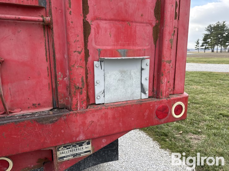 1973-ford-c750-image-10