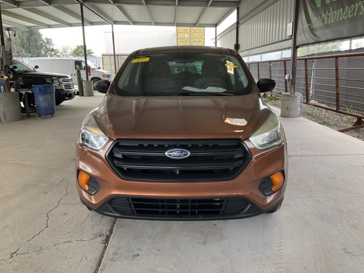 2017-ford-escape-image-3