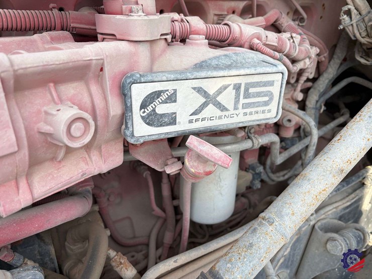 2019-kenworth-t880-image-37