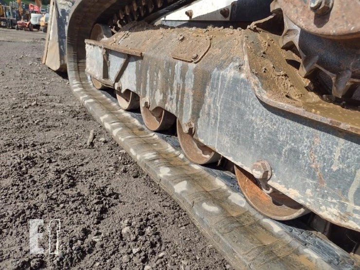 2017-bobcat-t650-image-24