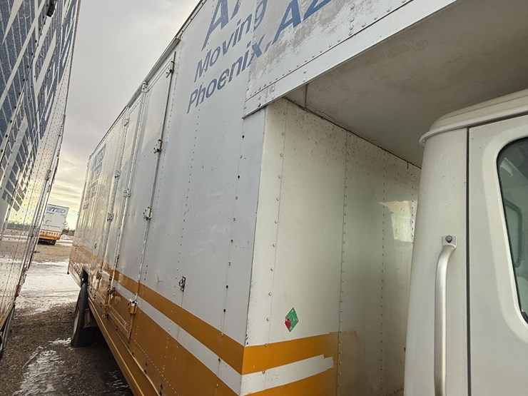 2000-international-4700-image-6