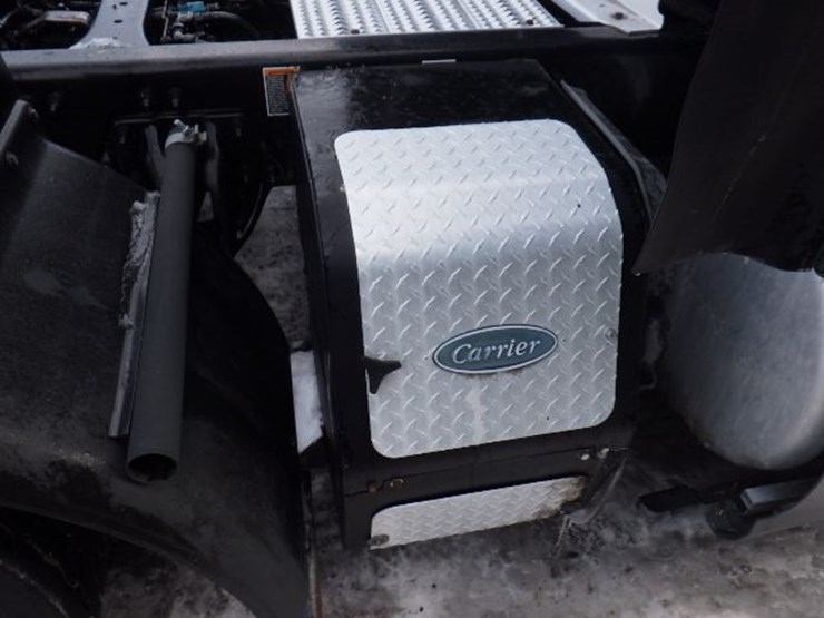 2019-peterbilt-579-image-9