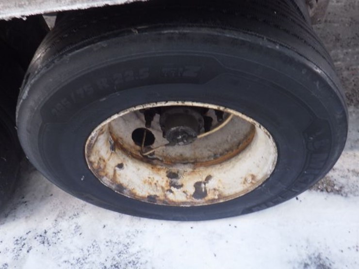 2018-utility-4000d-x-image-12