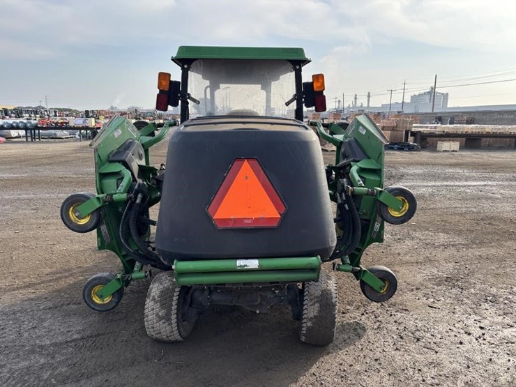 2016-john-deere-1600-turbo-image-8