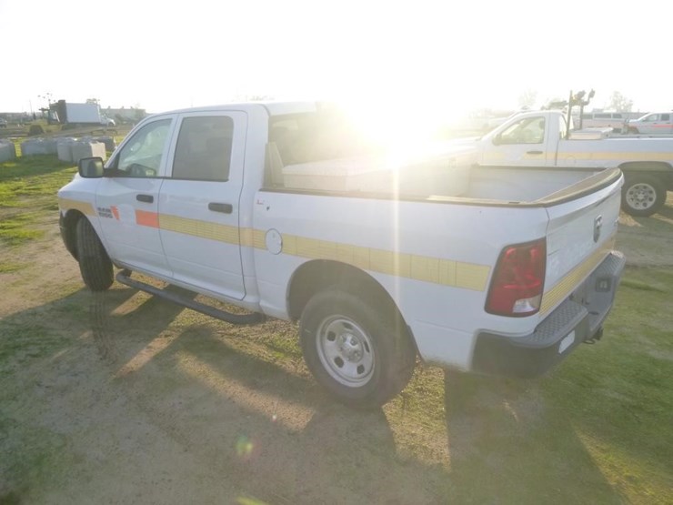 2014-dodge-1500-image-4