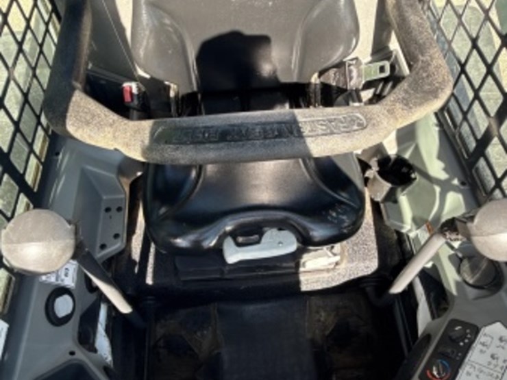 2017-bobcat-t650-image-24