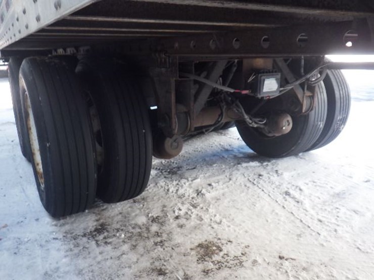 2017-utility-4000d-x-image-13