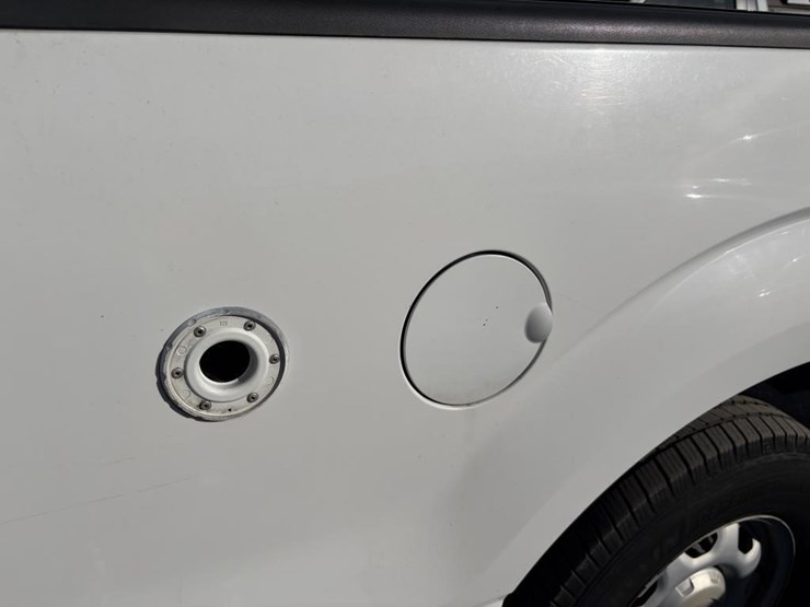 2014-ford-f150-image-30